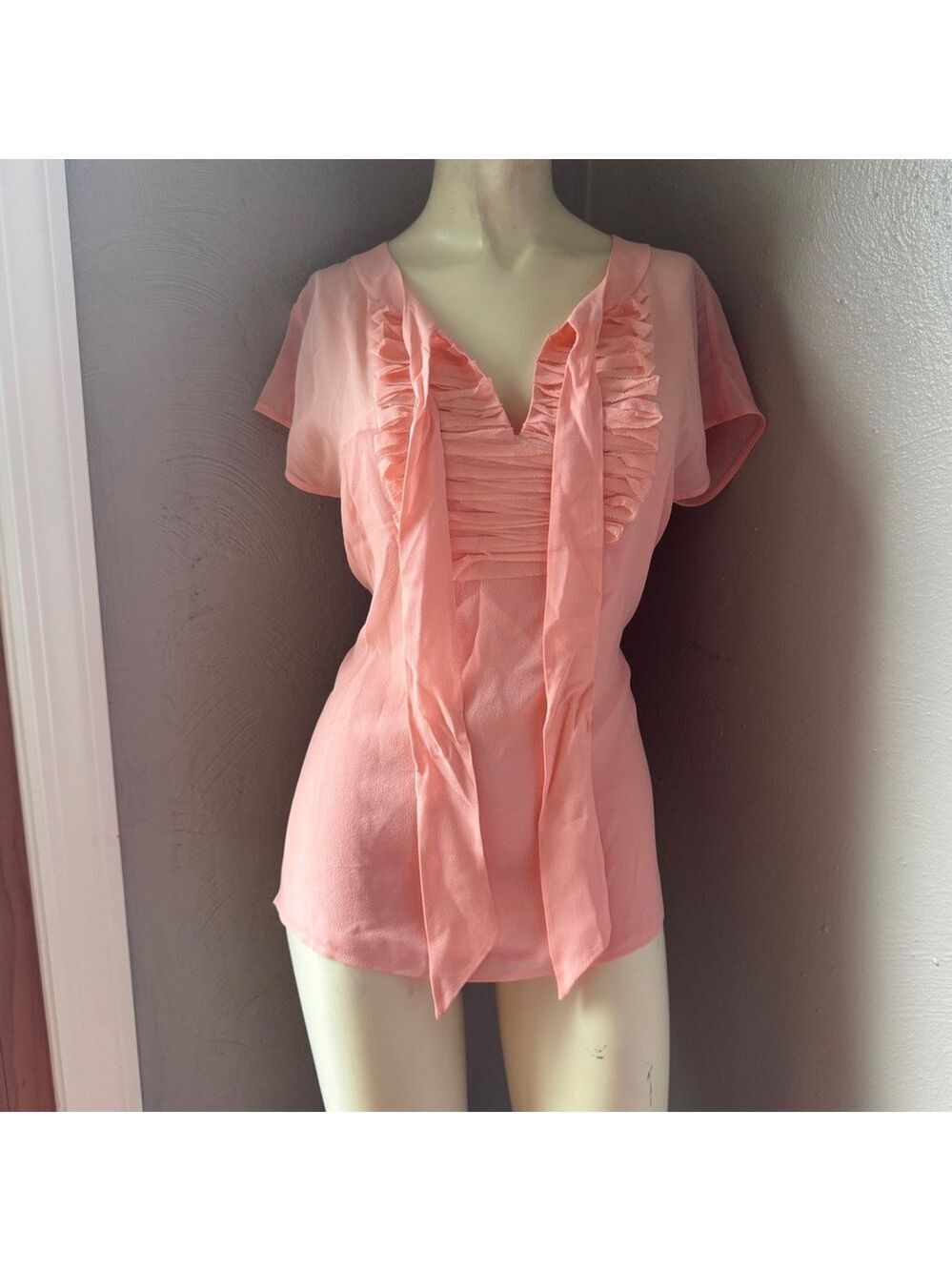 Ann Taylor peach silk short sleeve ruffled blouse size small